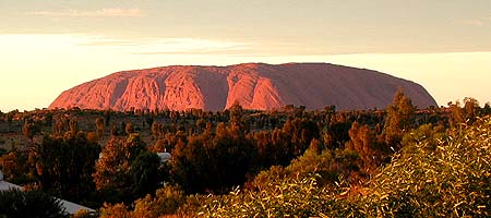 Sonnenaufgang am Ayers Rock