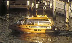 Wassertaxi