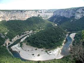 Flussschleife (Ard�che)