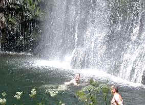 Baden im Wasserfall